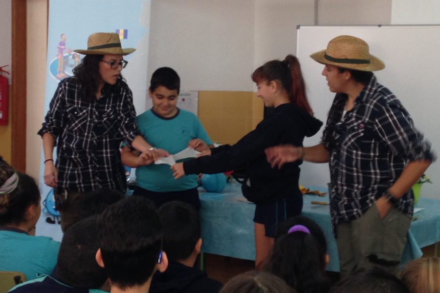 Presentación de la Campaña de Talleres Teatralizados «El Aguacultor» en el municipio de Santa Lucía